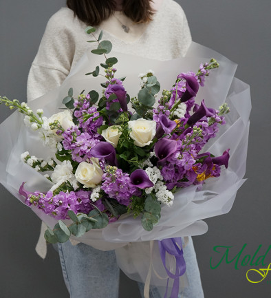 Bouquet with purple lilies photo 394x433